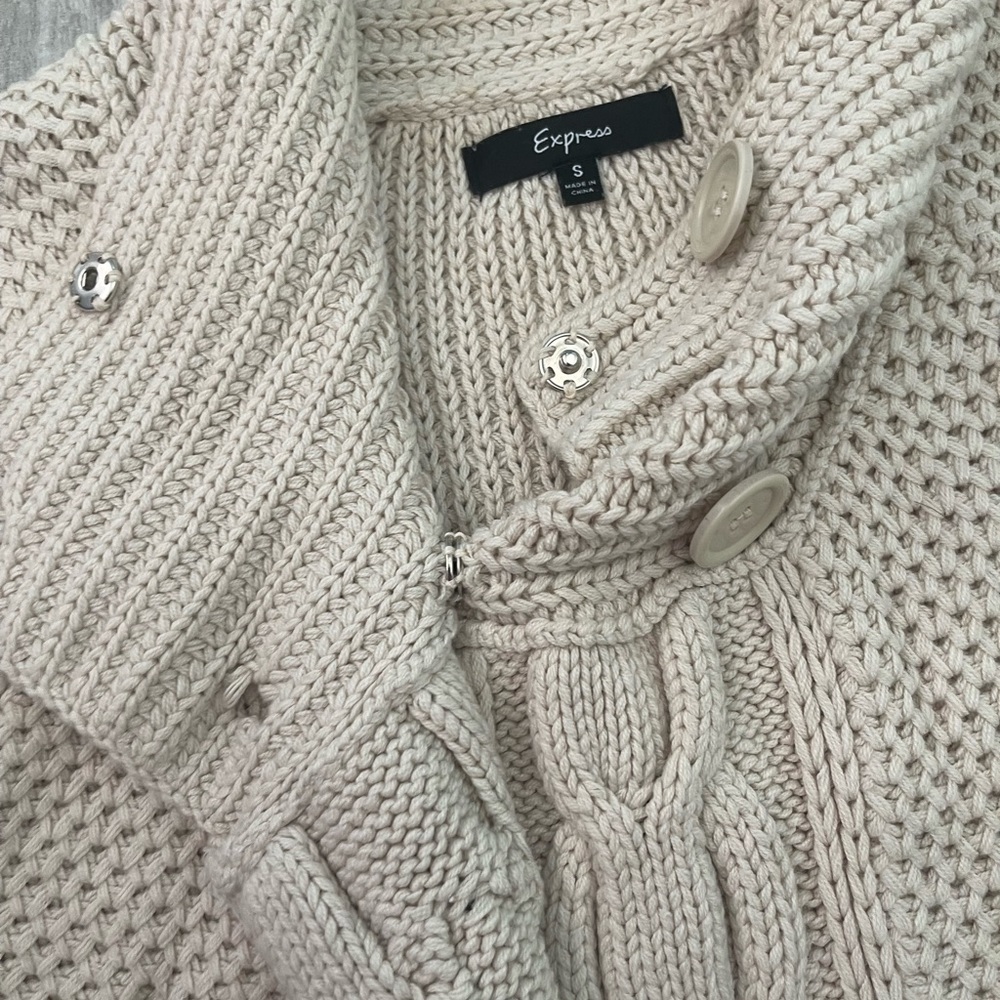 Express sweater - Picture 2 of 3